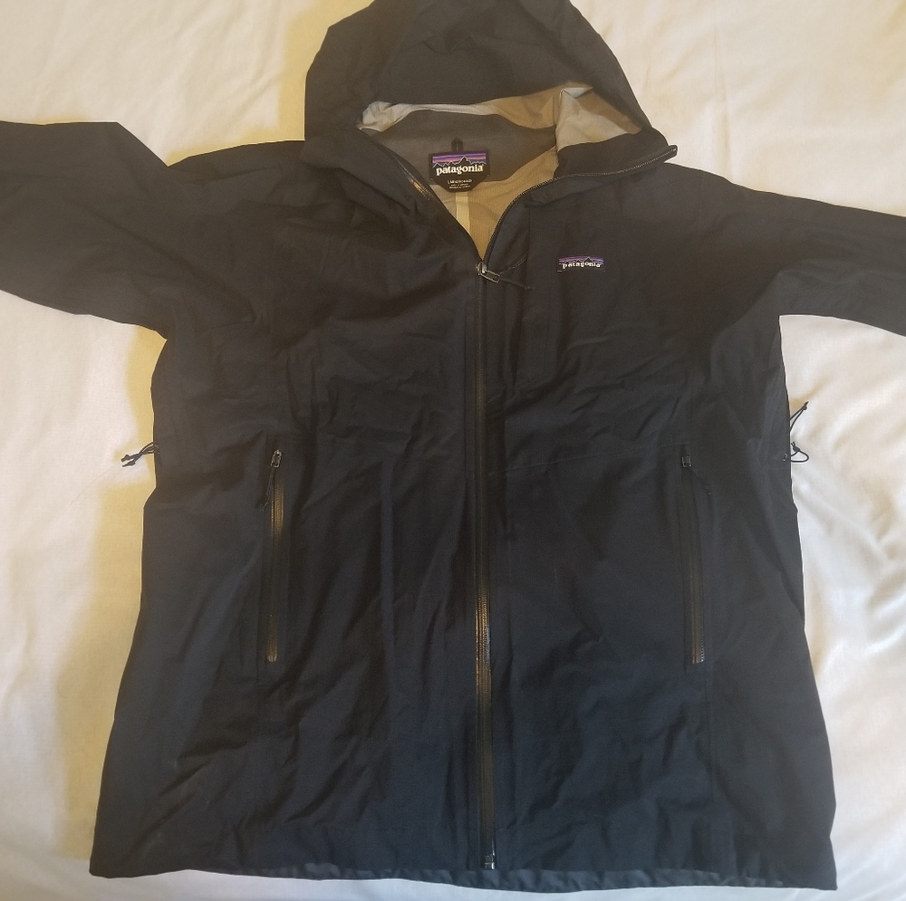 Patagonia men's Rain shadow Jacket